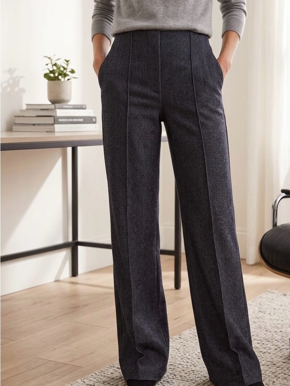 Saks Fifth Avenue Dark Charcoal Chevron Knit Wide Leg Pintuck Pants - Size XS